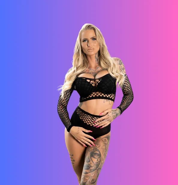 Female stripper performer 3 in Prescot